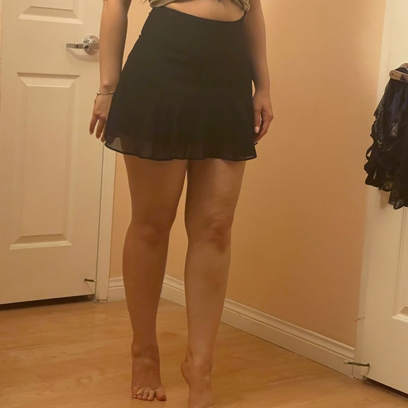 Mini skirt - Picture 3 of 3